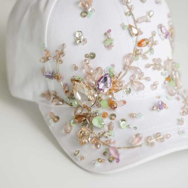 Кепка с вышивкой