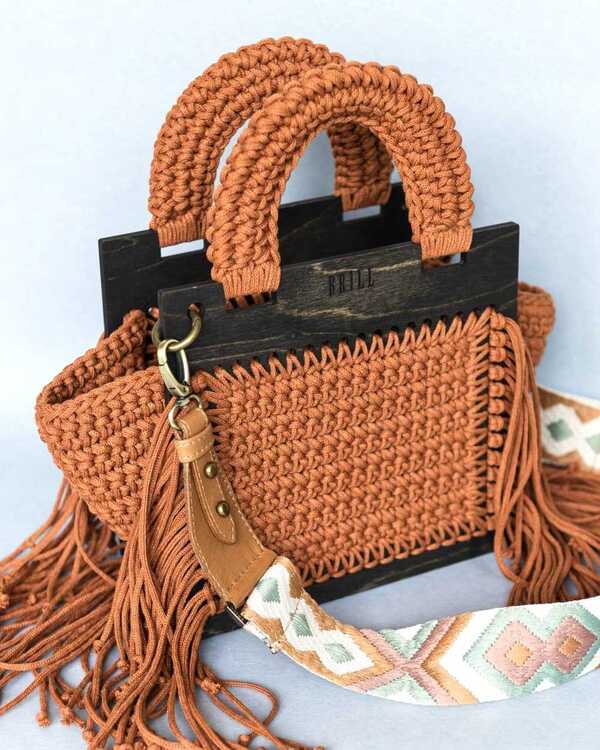 БЭГГИ с бахромой