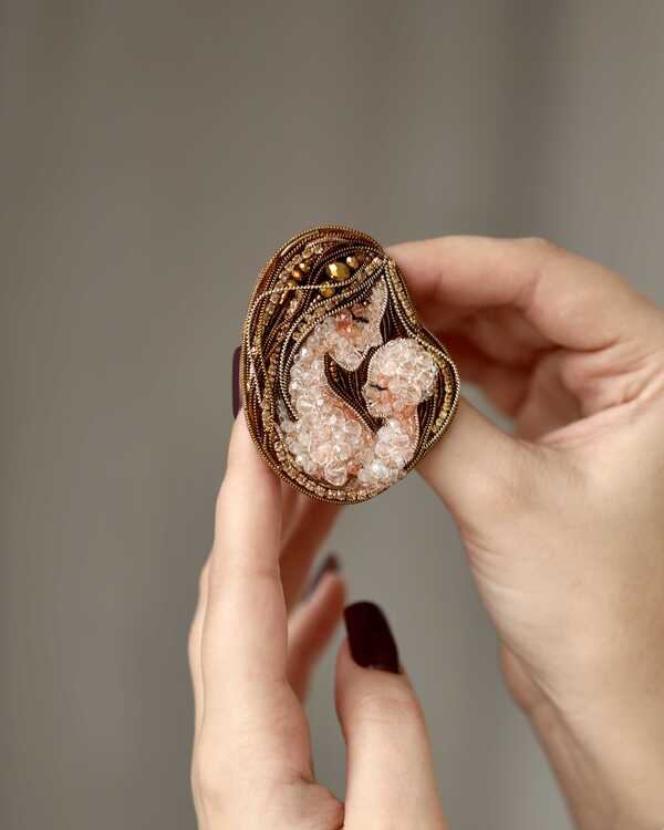 Мать и дитя