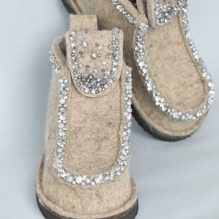 ВАЛЕШИ® С ВЫШИВКОЙ