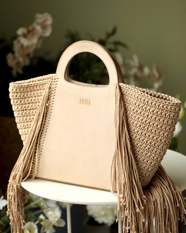 Сумка Ривьера из натуральной кожи в бежевом цвете