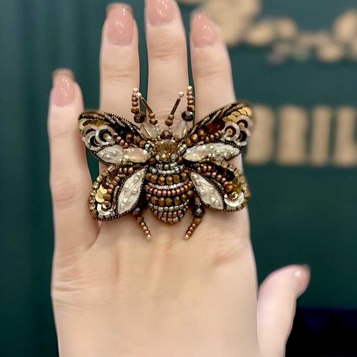 Мотылек Брауни