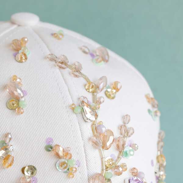 Кепка с вышивкой