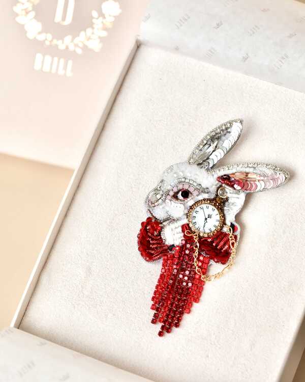 Белый кролик