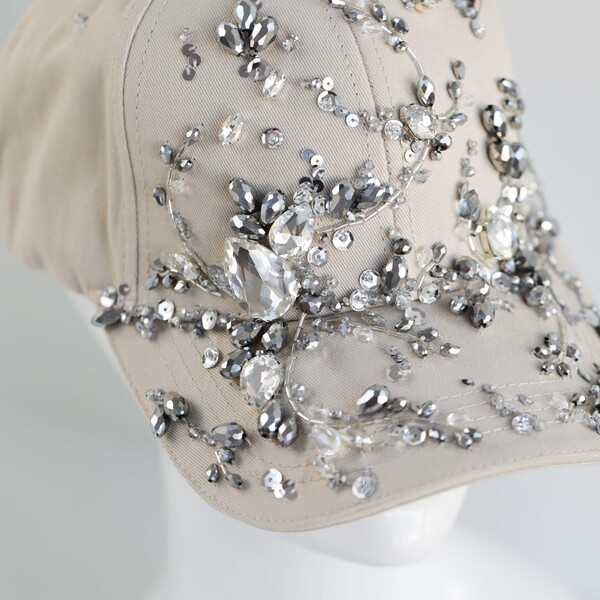 Кепка с вышивкой