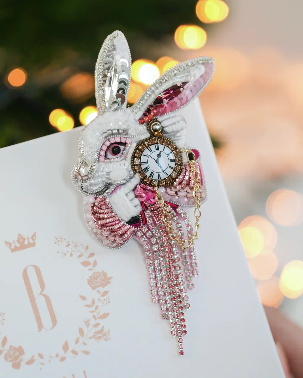 Белый кролик 