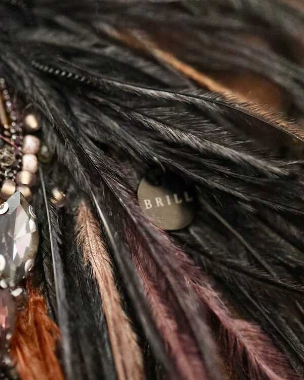 Лошадка Искра с гривой