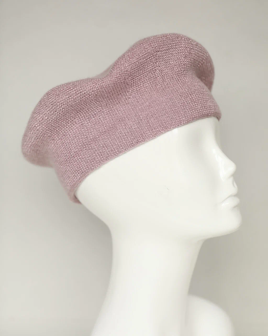 БЕРЕТ БЛЕСТЯЩИЙ ПУДРОВЫЙ