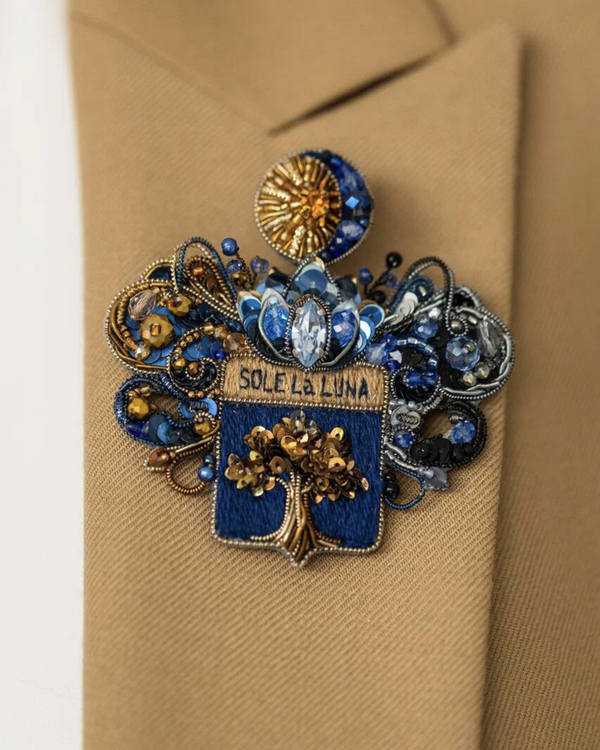 Брошь по фото фамильного герба