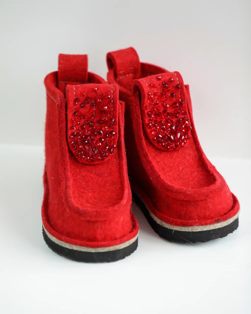 ВАЛЕШИ® С ВЫШИВКОЙ