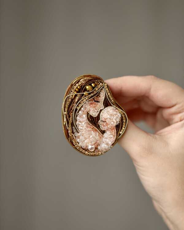 Мать и дитя