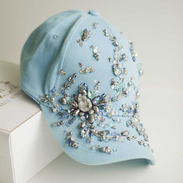 Кепка с вышивкой