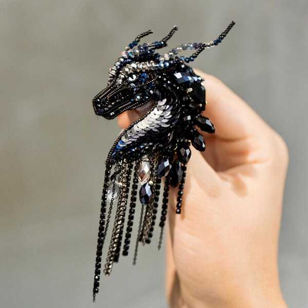 Дракон чёрный