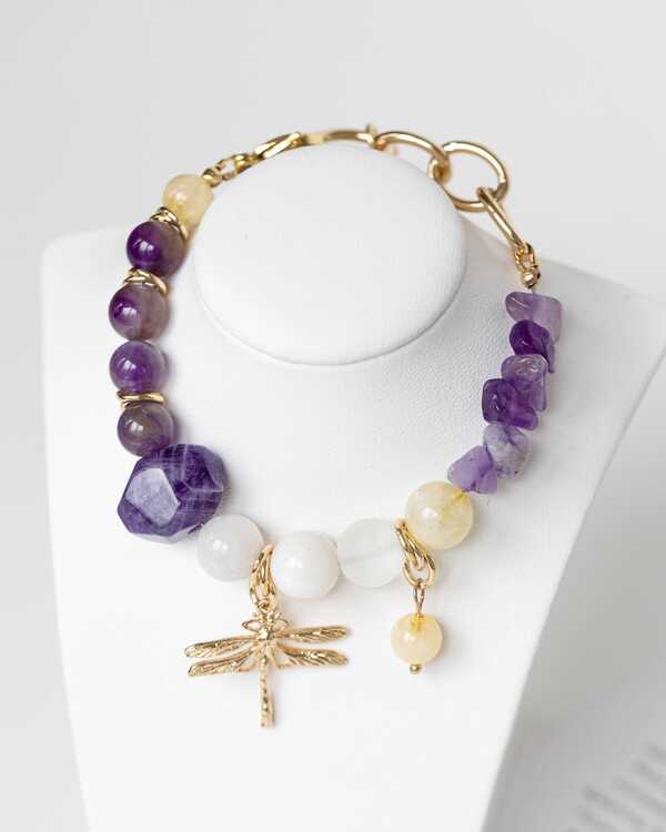 Стрекоза Саюри