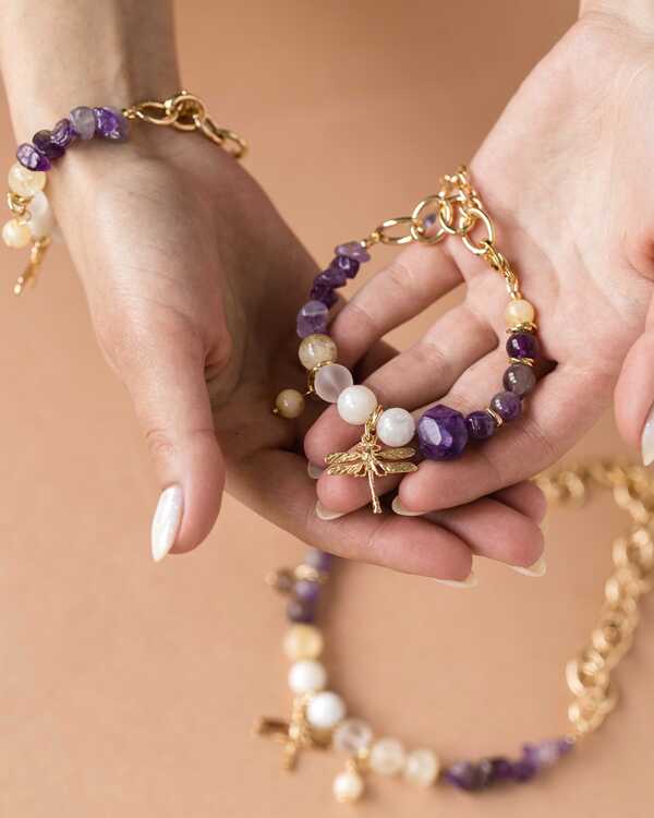 Стрекоза Саюри