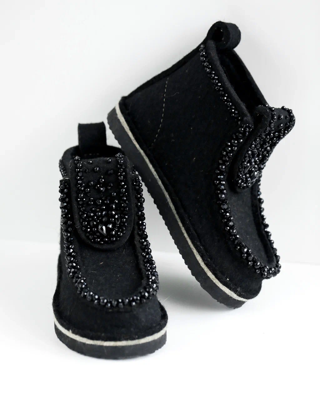 ВАЛЕШИ® С ВЫШИВКОЙ