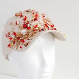 Кепка с вышивкой