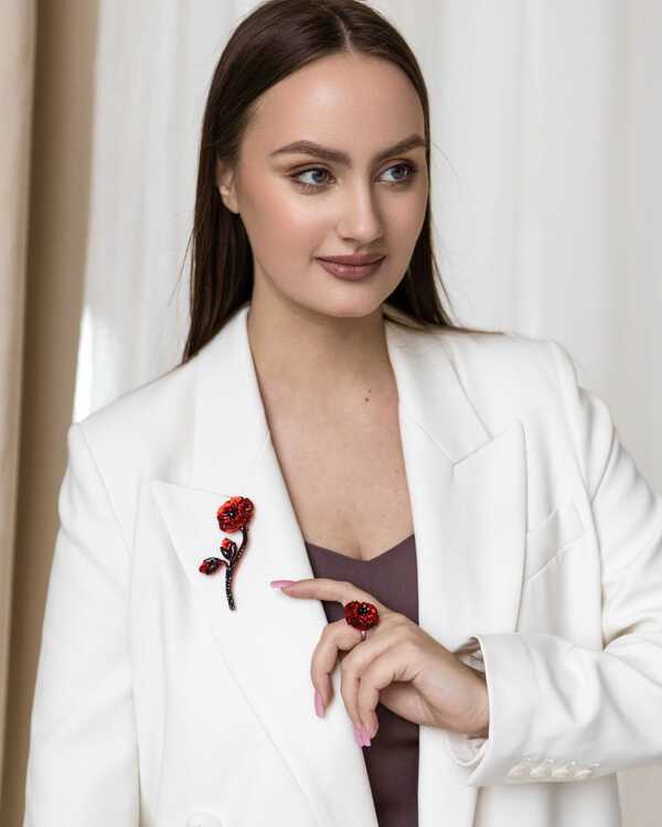 Маковая веточка