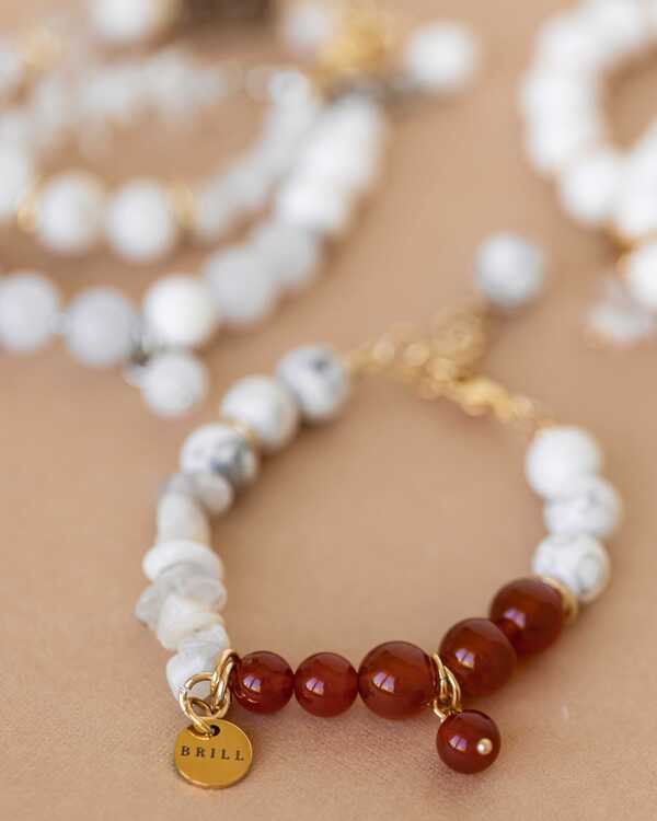 с сердоликом