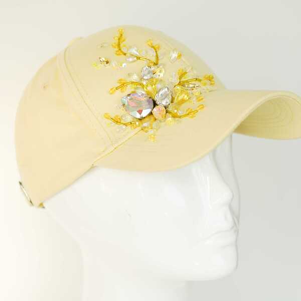 Кепка с вышивкой minimal