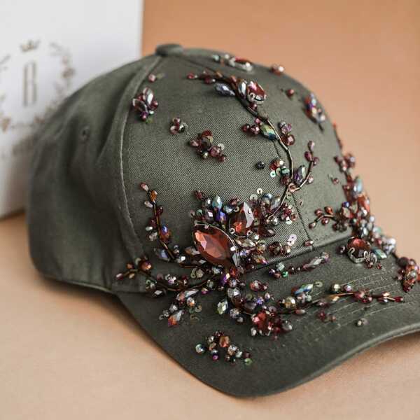 Кепка с вышивкой