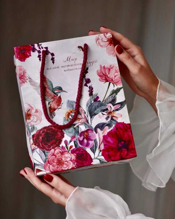 Пакет подарочный 18 х 23 х 8 см