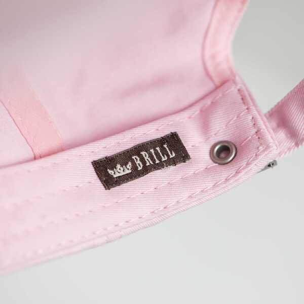 Кепка с вышивкой мини