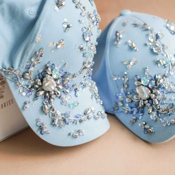 Кепка с вышивкой