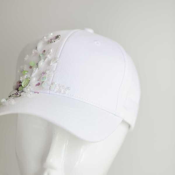 Кепка с вышивкой мини