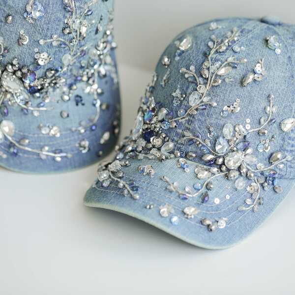 Кепка с вышивкой