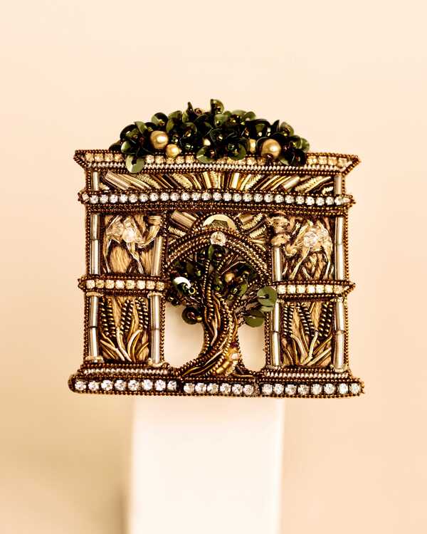 Брошь по фото фамильного герба