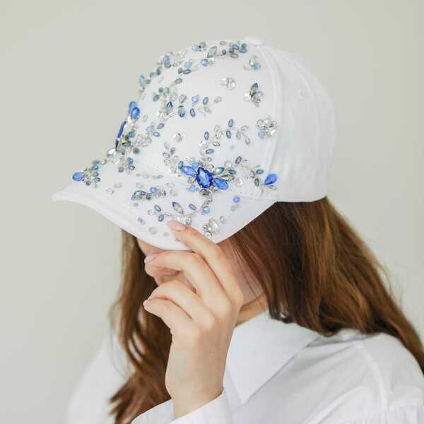 Кепка с вышивкой