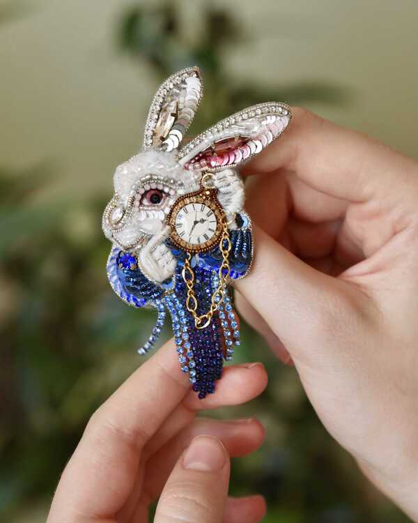 Белый кролик