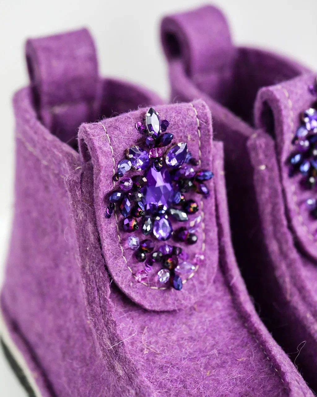 ВАЛЕШИ® С ВЫШИВКОЙ