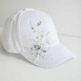 Кепка с вышивкой мини