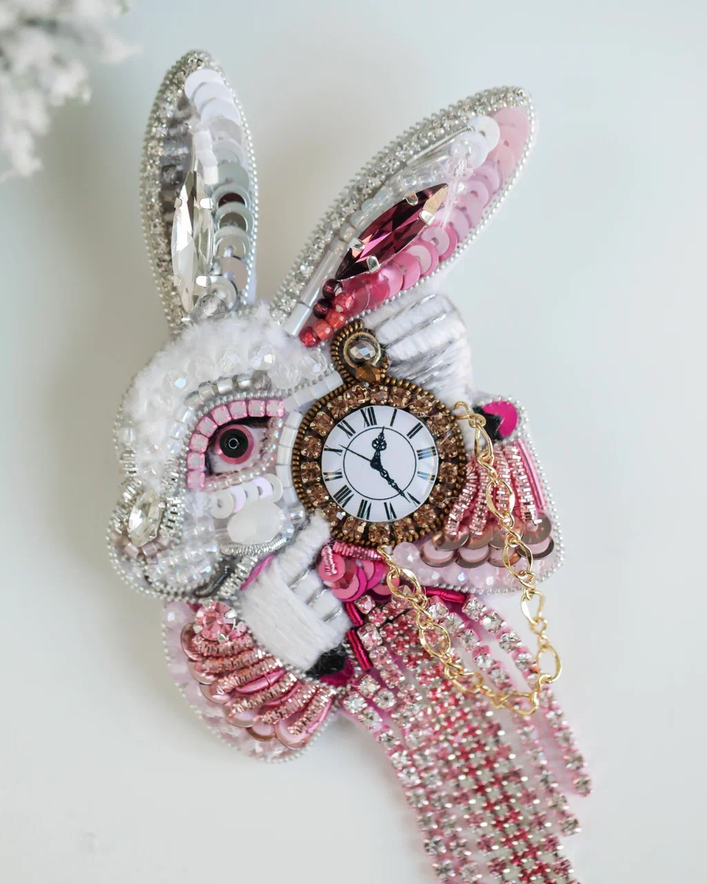 Белый кролик 