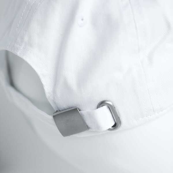 Кепка с вышивкой мини