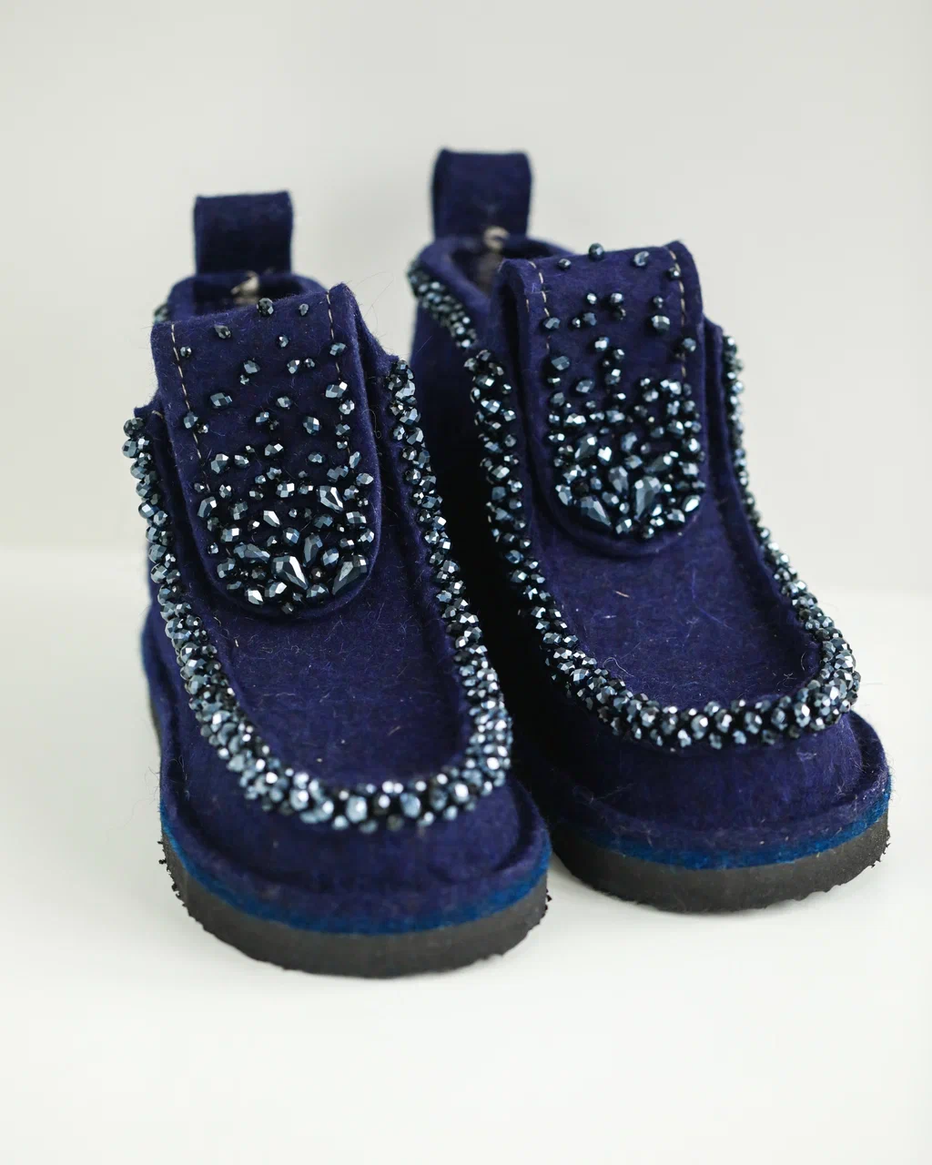 ВАЛЕШИ® С ВЫШИВКОЙ