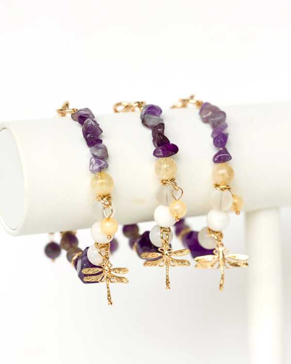 Стрекоза Саюри