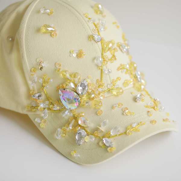 Кепка с вышивкой