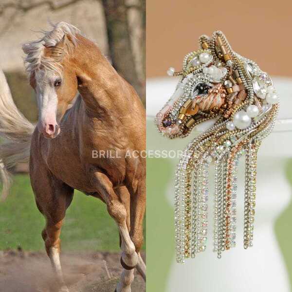 Брошь по фото лошади