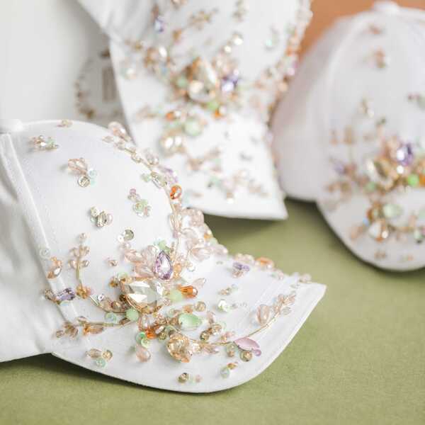 Кепка с вышивкой