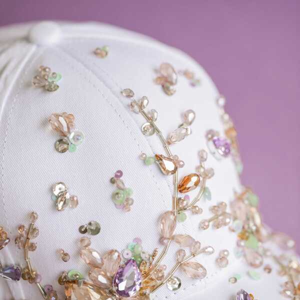 Кепка с вышивкой