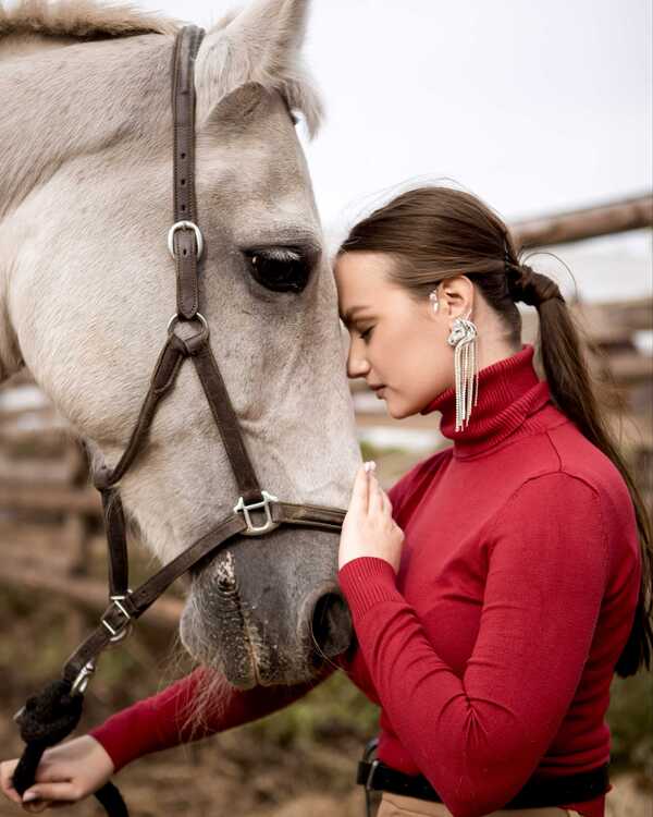 Каффы лошадка Злата