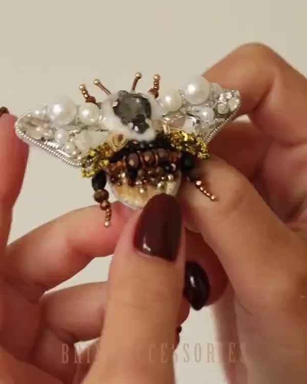 Шмель Честер